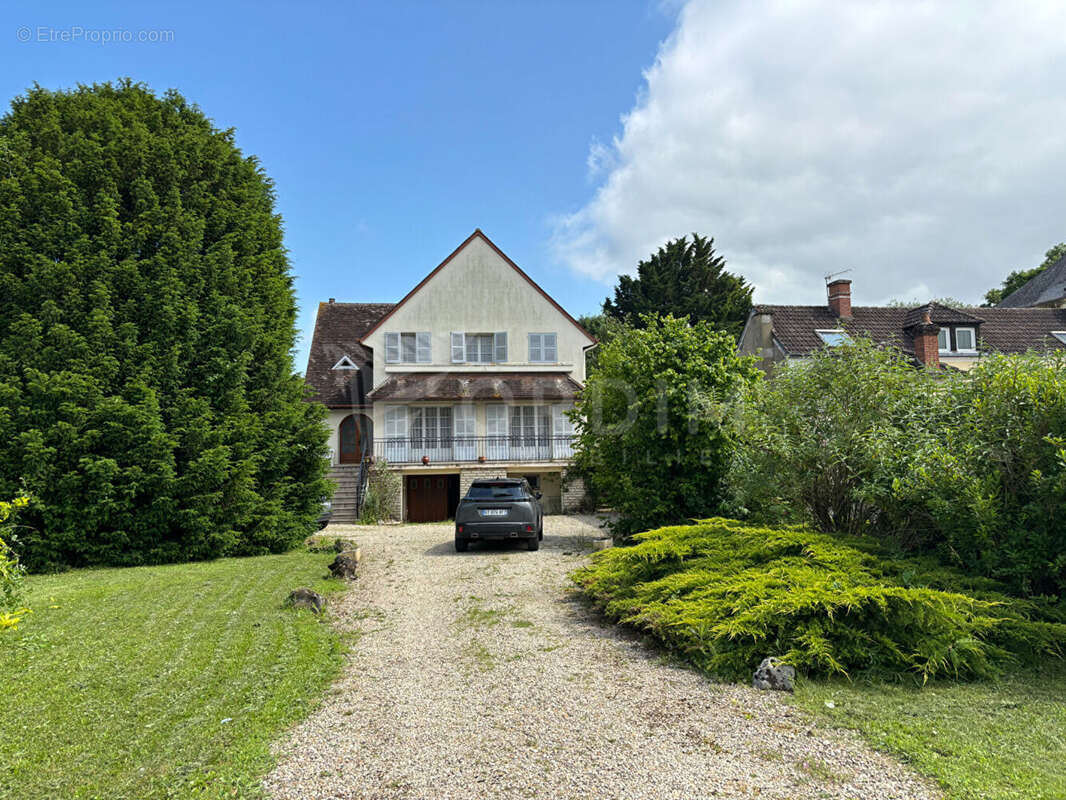 Maison à TONNERRE