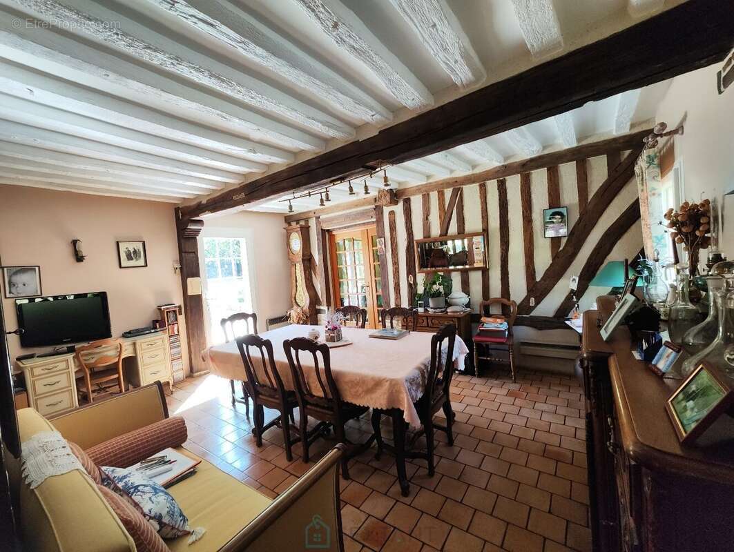 Maison 138 m² à Lisieux  - photo 4