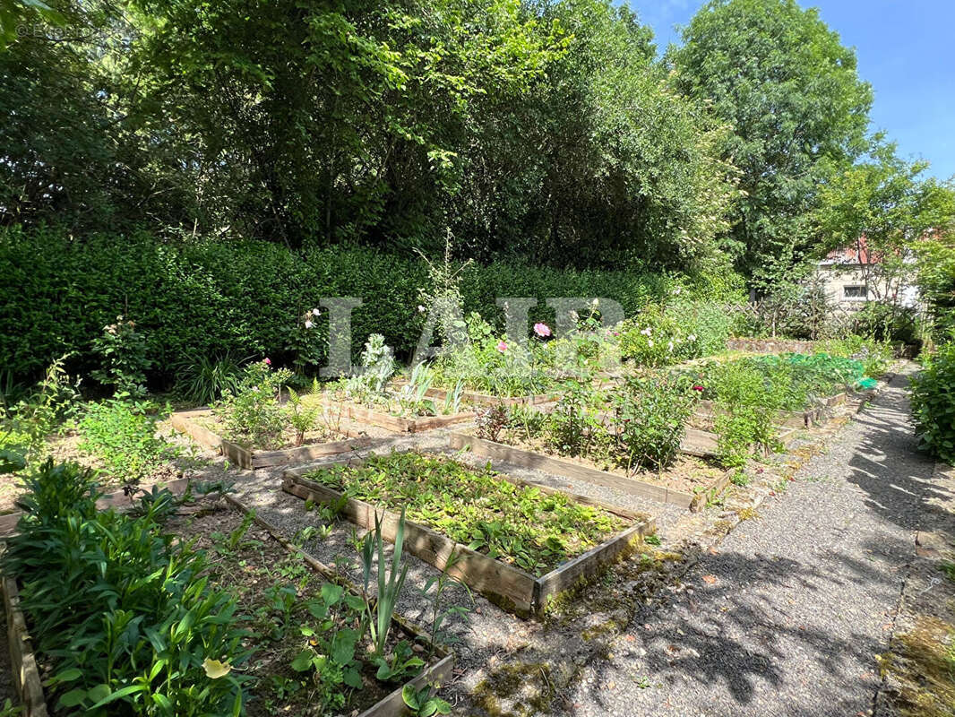 Maison 10 minutes de Putanges et 5 minutes de Rânes, dépendances et jardin. Réf: E15339 - photo 16
