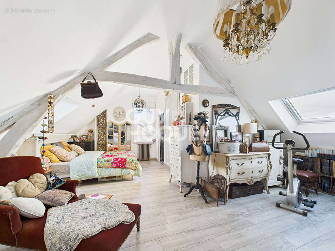 Maison à SAINT-PIERRE-LES-ELBEUF