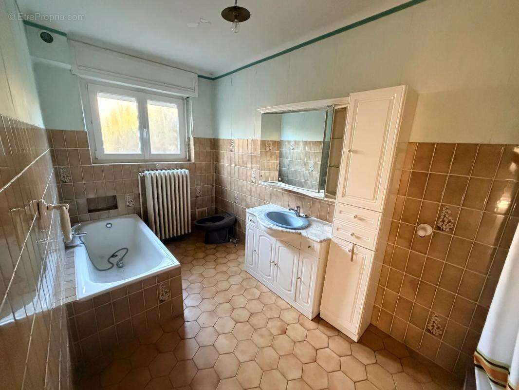 Maison à MARANGE-SILVANGE