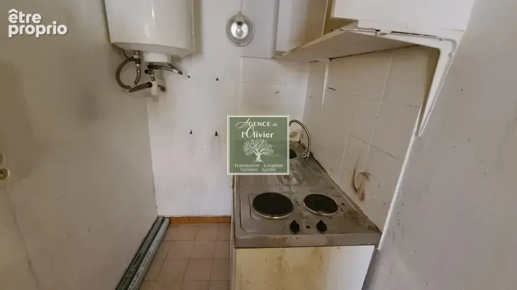 Vente d'un studio à rénover à la Roquette - Arles - photo 9
