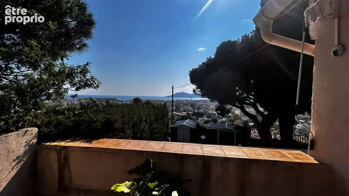 A vendre - Cannes - Vue mer   Appartement 3 pièces de 62 m²  + Terrasse de 15 m² + Jardin - photo 11