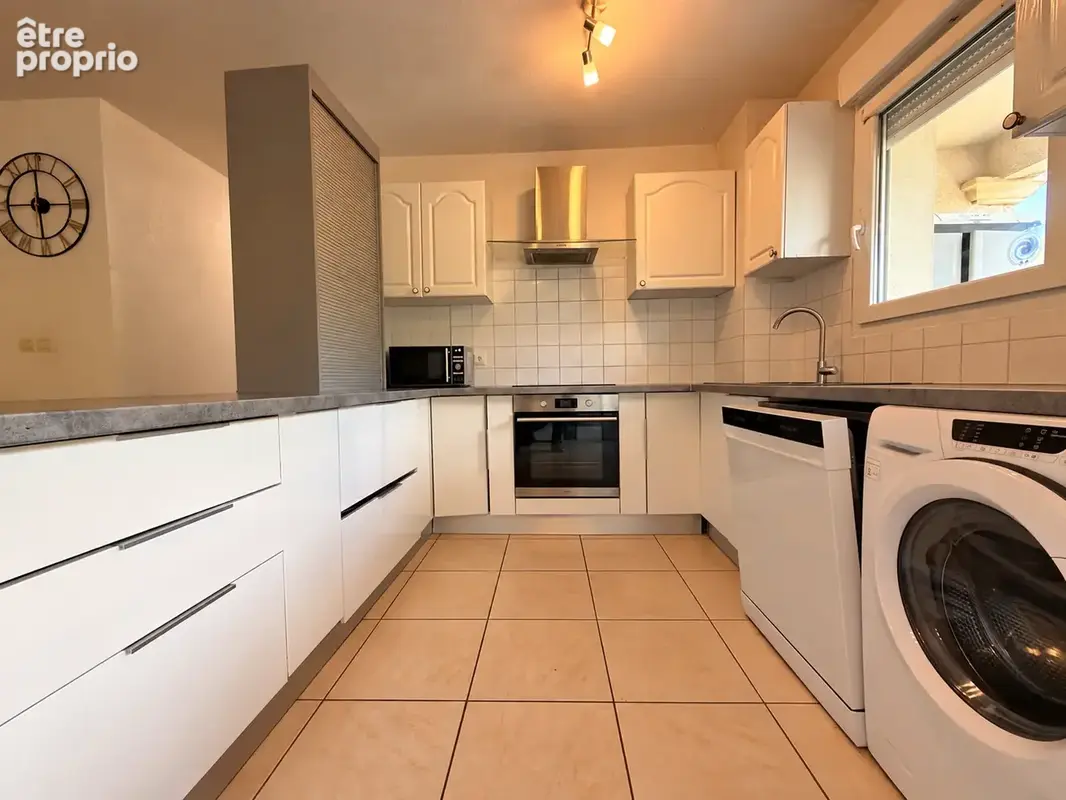 Exclusivité   aimargues   p3 de 62,29 m2 avec terrasse et garage - photo 3