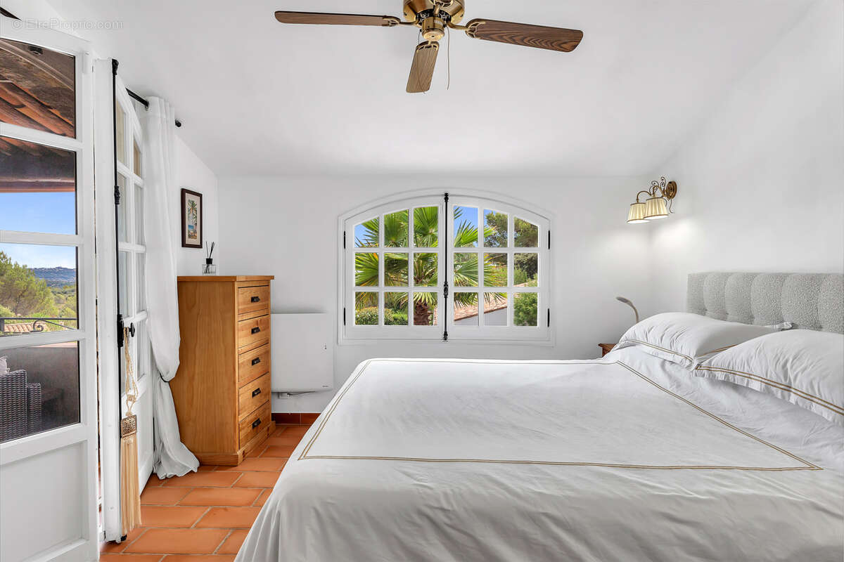 Maison à PEYMEINADE