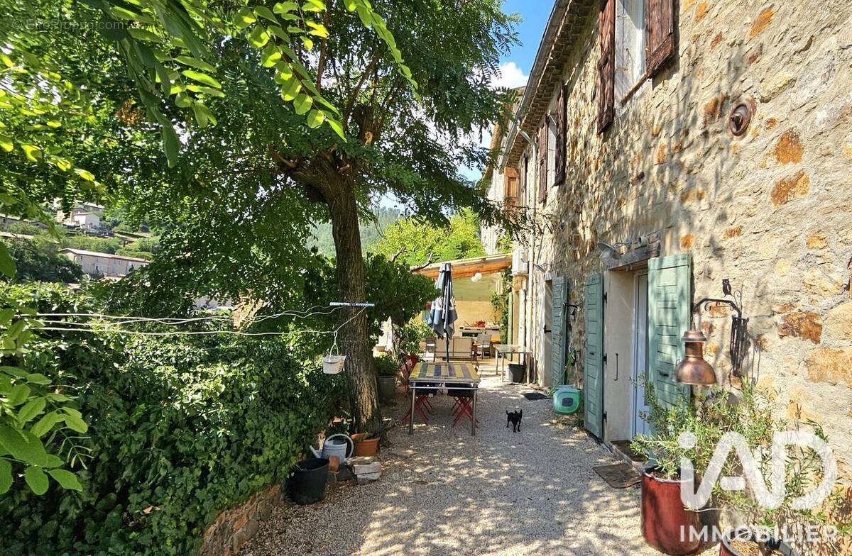 Photo 1 - Maison à ROBIAC-ROCHESSADOULE