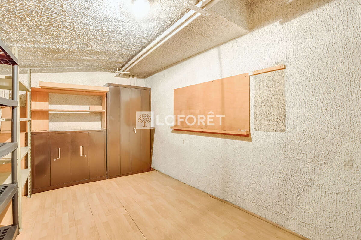 Commerce à PARIS-18E