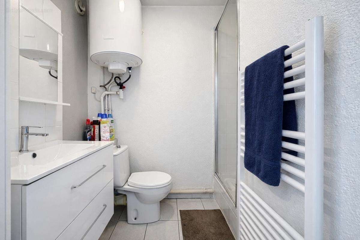 Appartement à MARSEILLE-5E