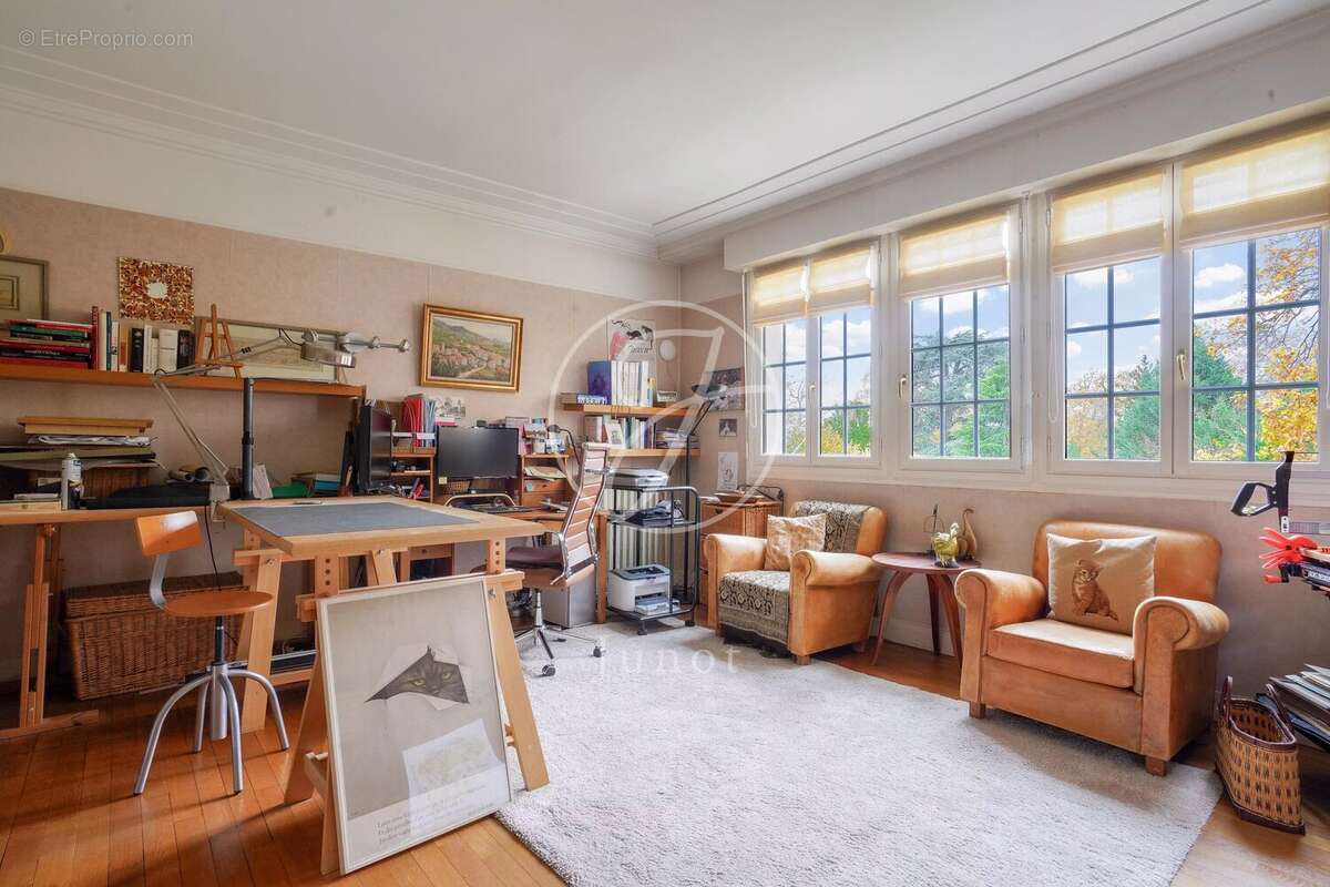 Maison à LE VESINET