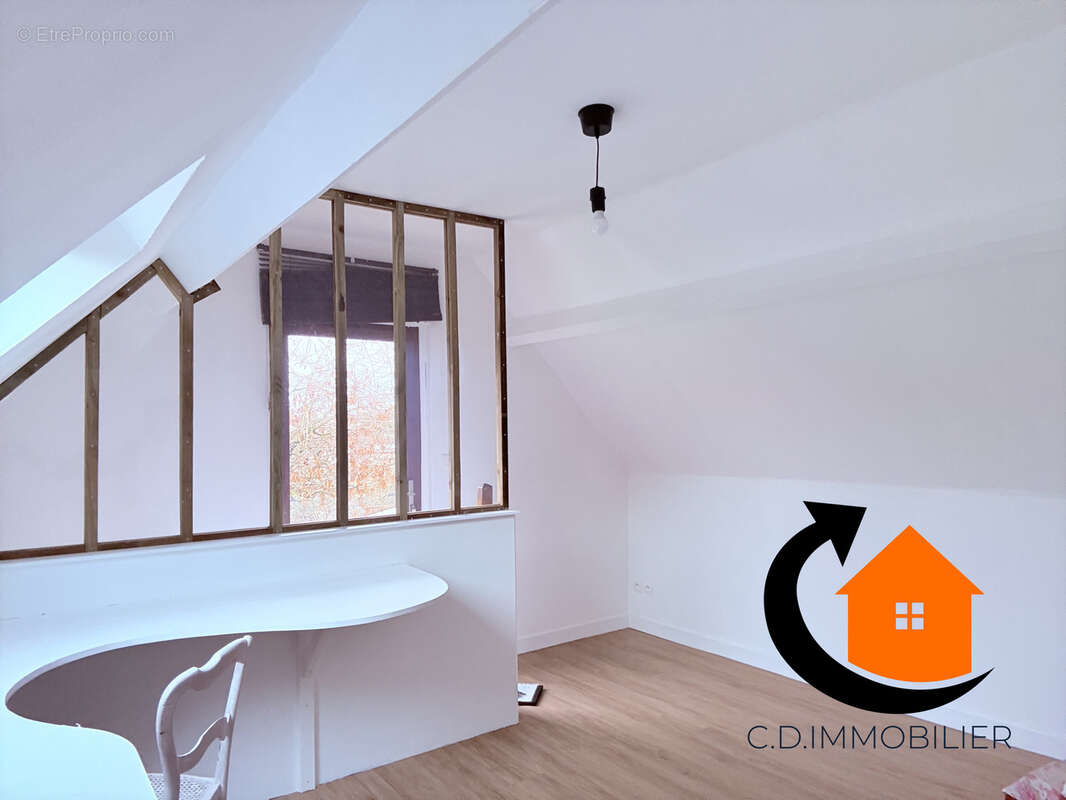 Maison 75 m² à Luce  - photo 7