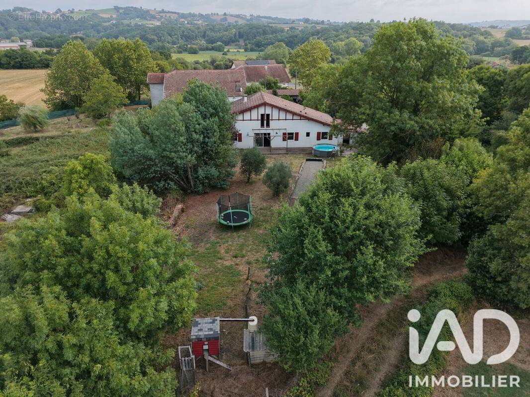 Photo 1 - Maison à ARRAUTE-CHARRITTE