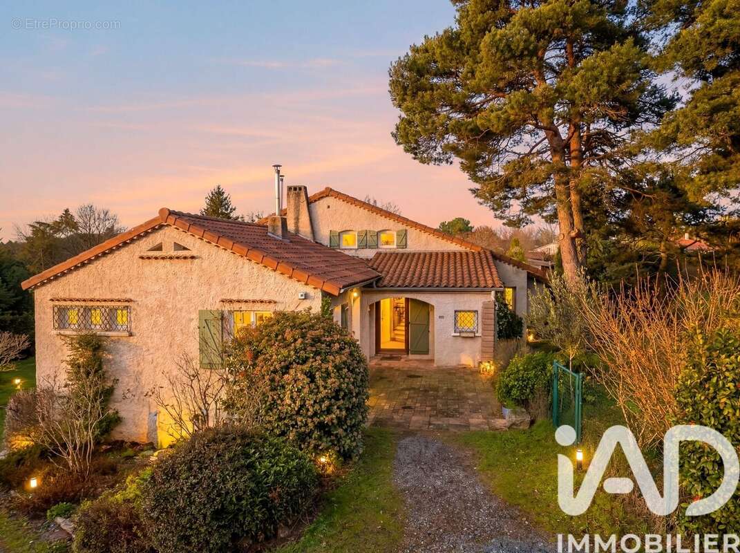 Photo 4 - Maison à VAUGNERAY