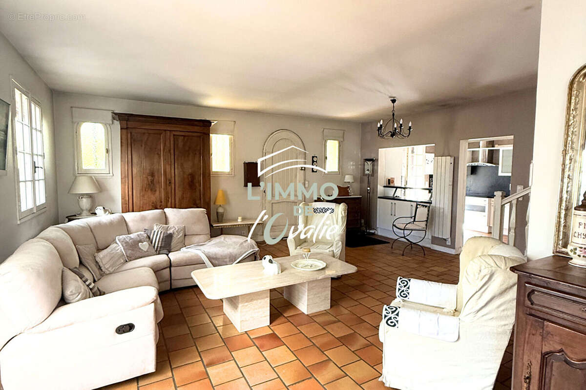 Maison à CASTELGINEST