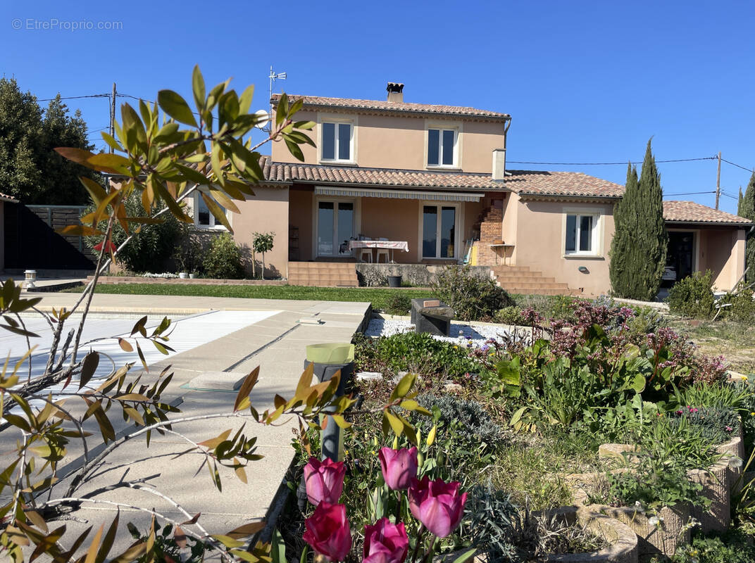 Maison à VAISON-LA-ROMAINE