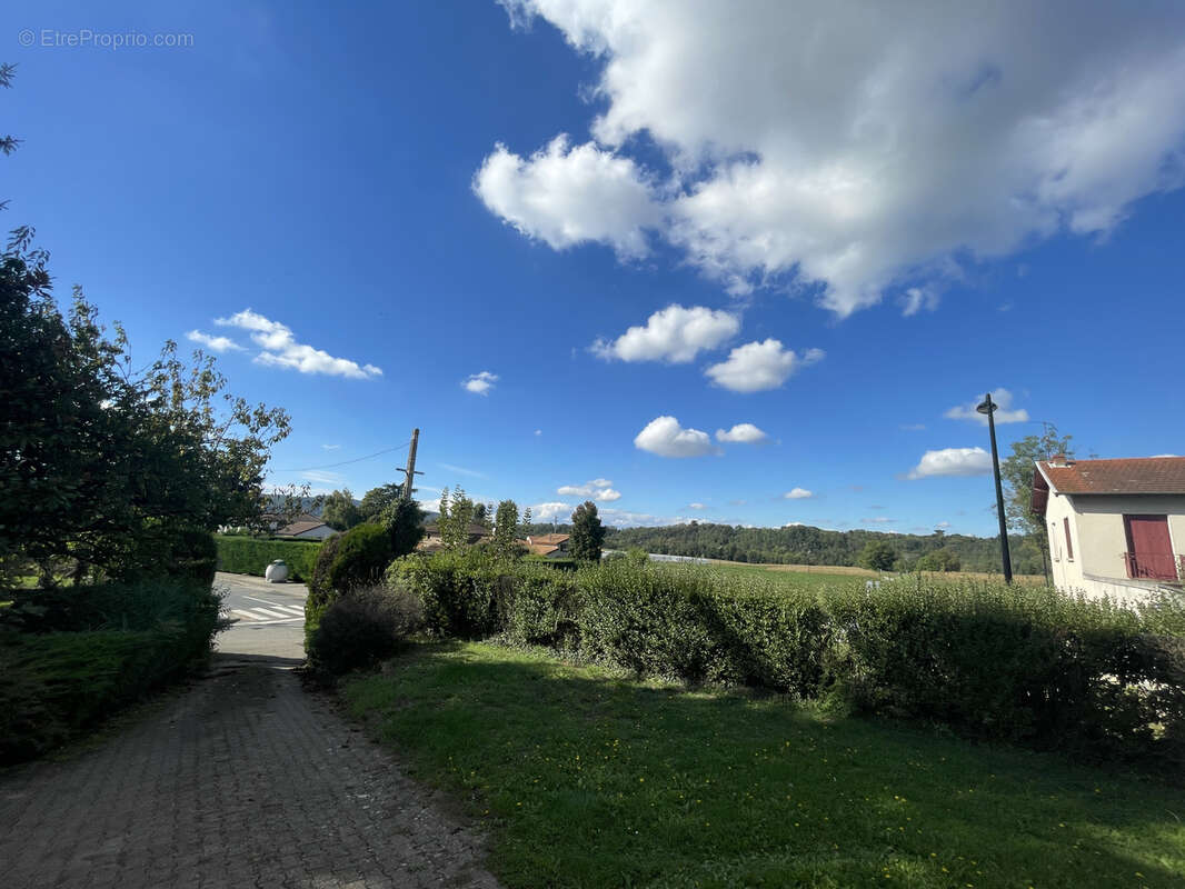 Maison à CAILLOUX-SUR-FONTAINES