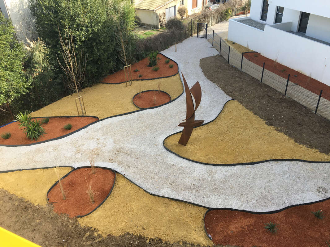 Appartement à MAUGUIO