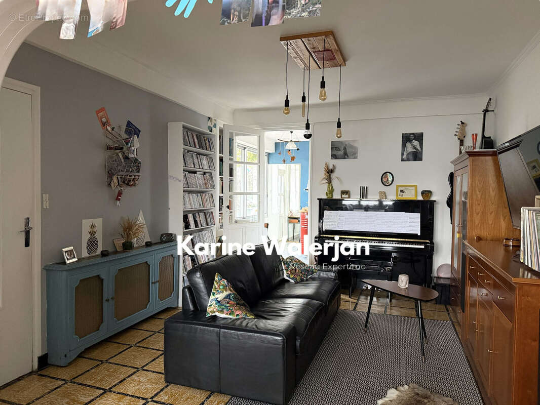 Maison à COURRIERES