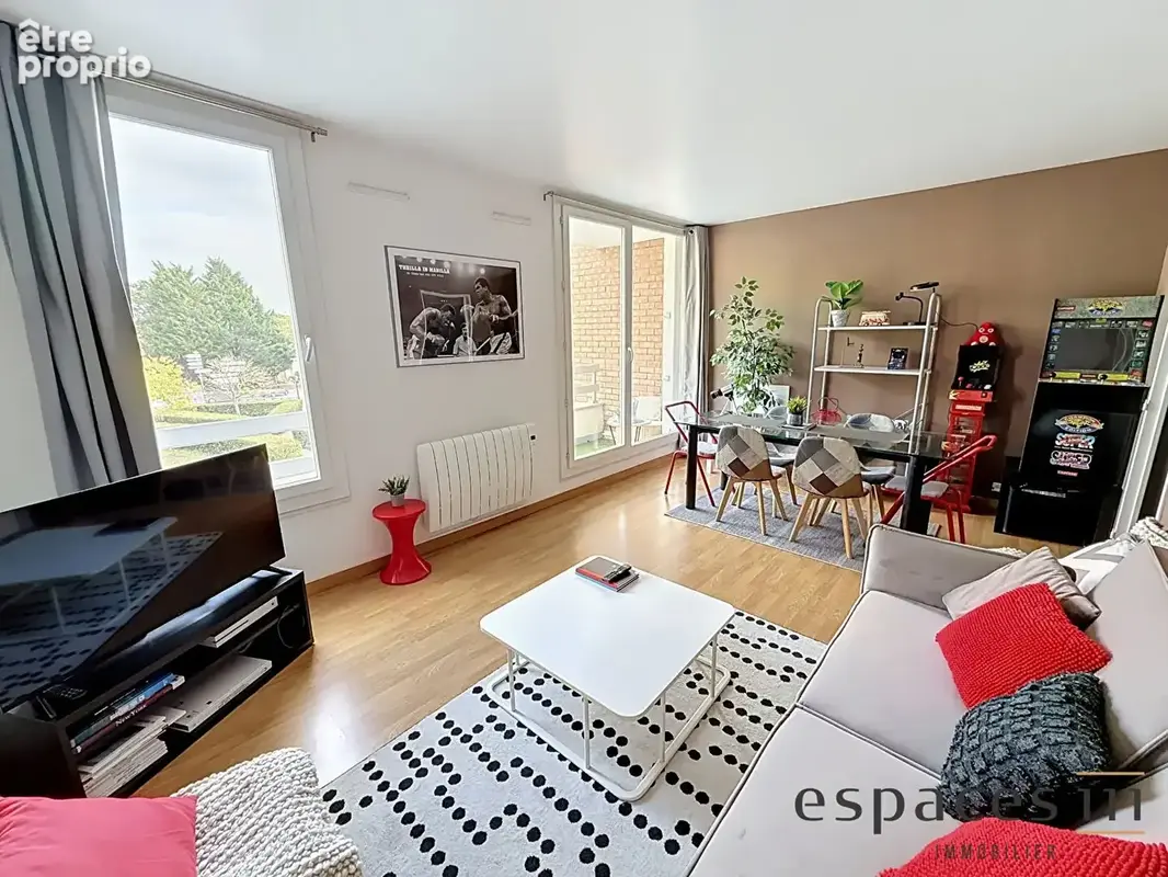 Appartement à MONTIGNY-LE-BRETONNEUX