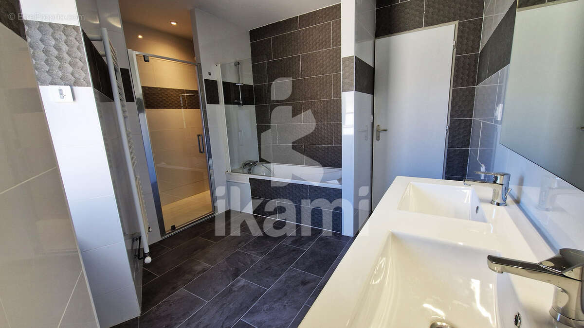 Maison à CHATILLON-SAINT-JEAN