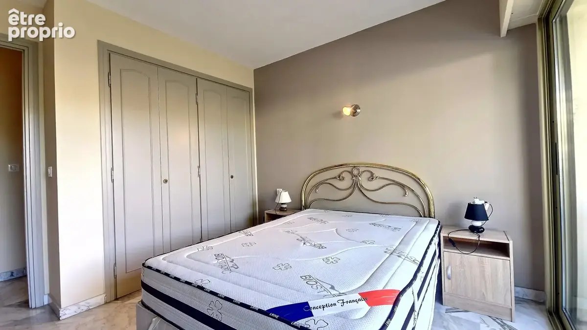 LE CANNET proche Mairie à vendre 2 pièces 46 m2 avec balcon proche des commodités. - photo 6