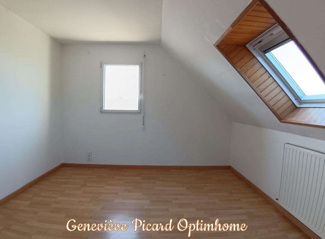 Maison familiale coup de cœur : Volume, clarté et confort énergétique au rendez-vous ! - photo 13