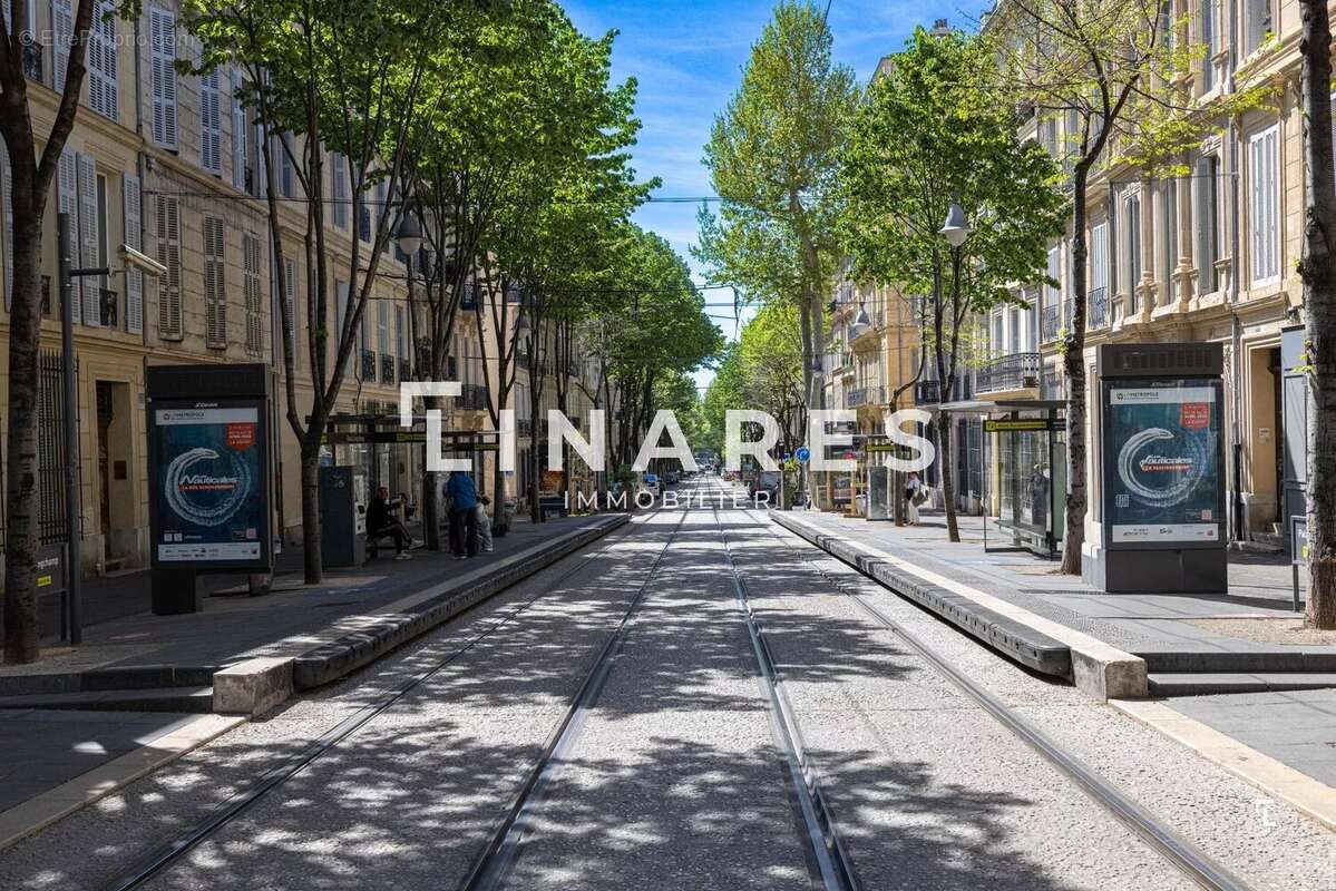 Appartement à MARSEILLE-1E