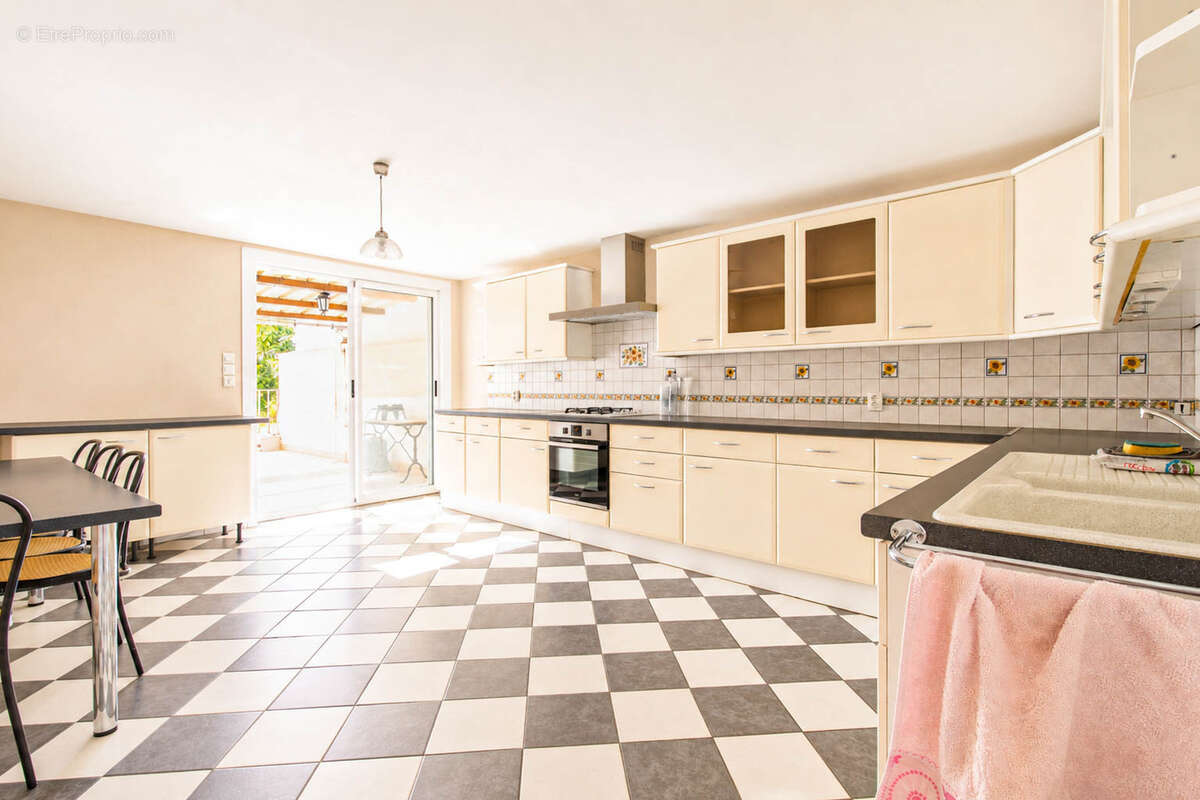 Appartement à CHARLEVILLE-MEZIERES