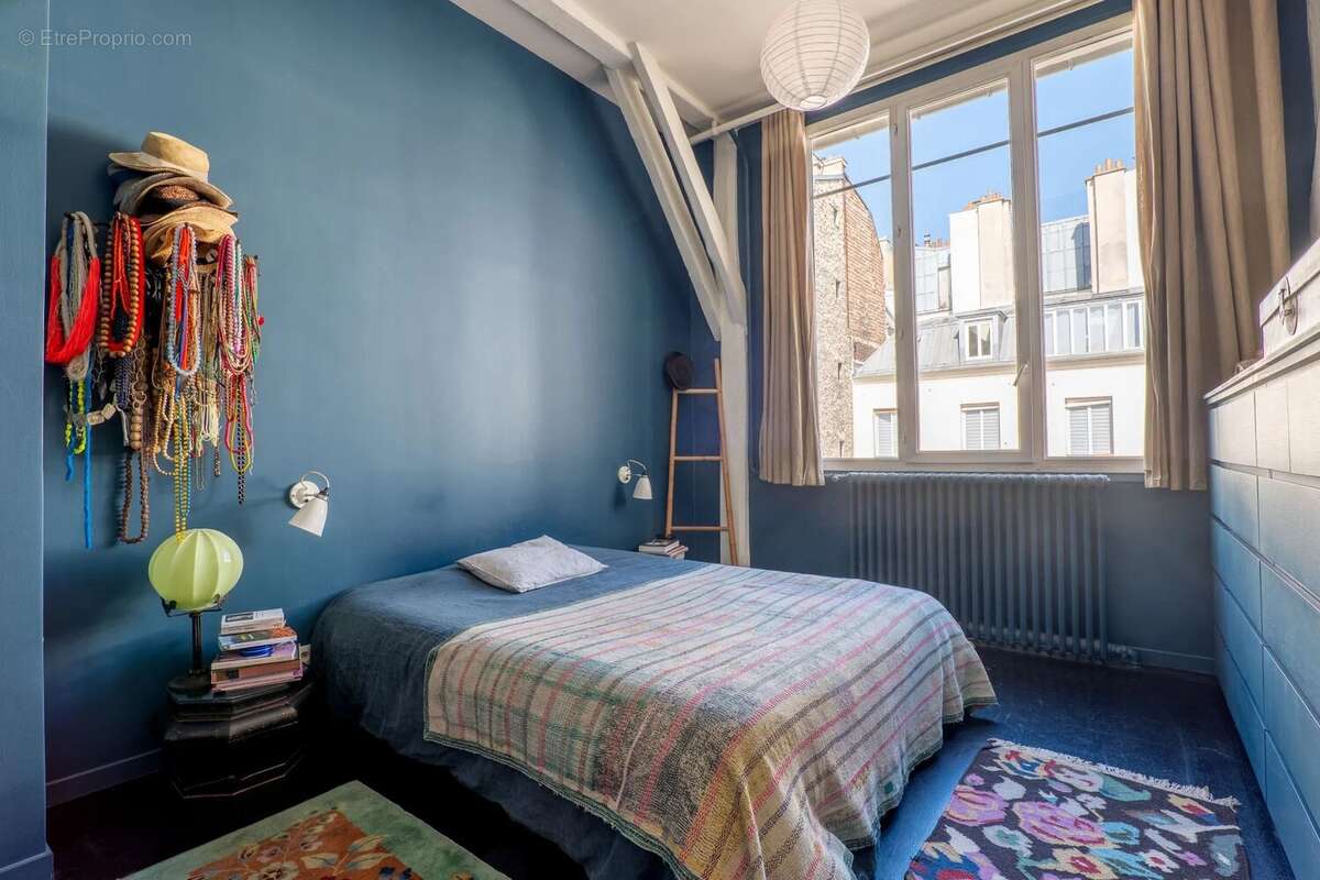 Appartement à PARIS-10E