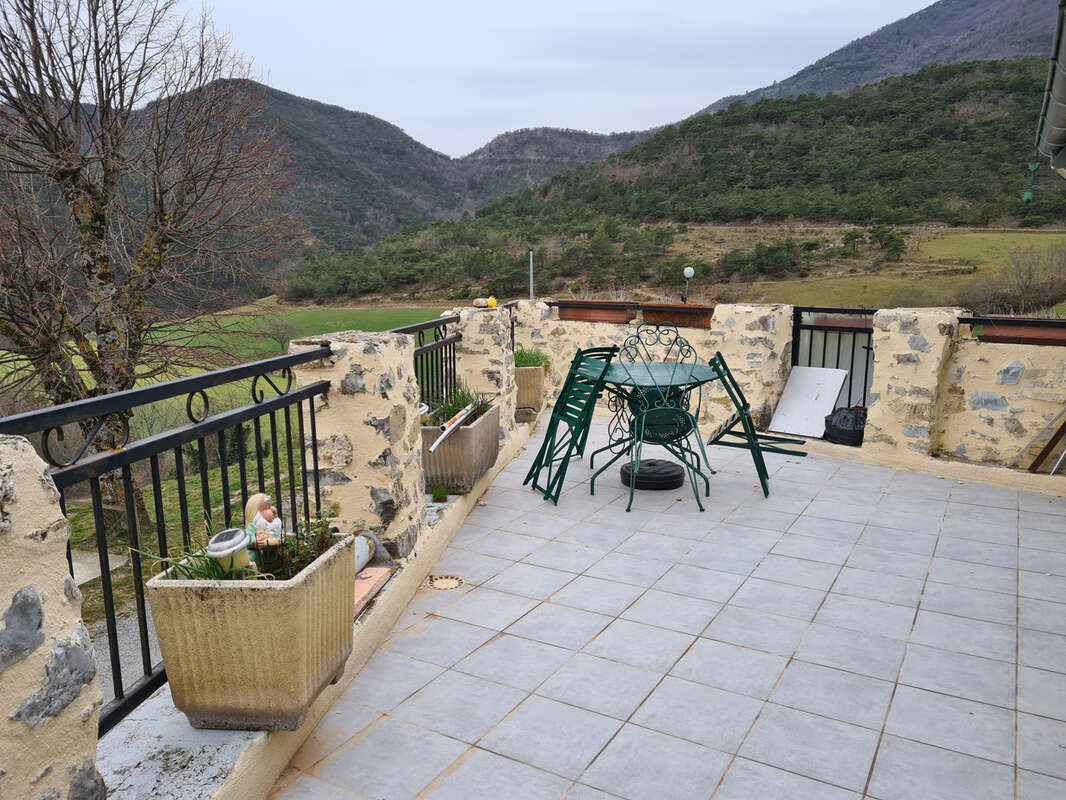 Maison à SAINT-ANDEOL