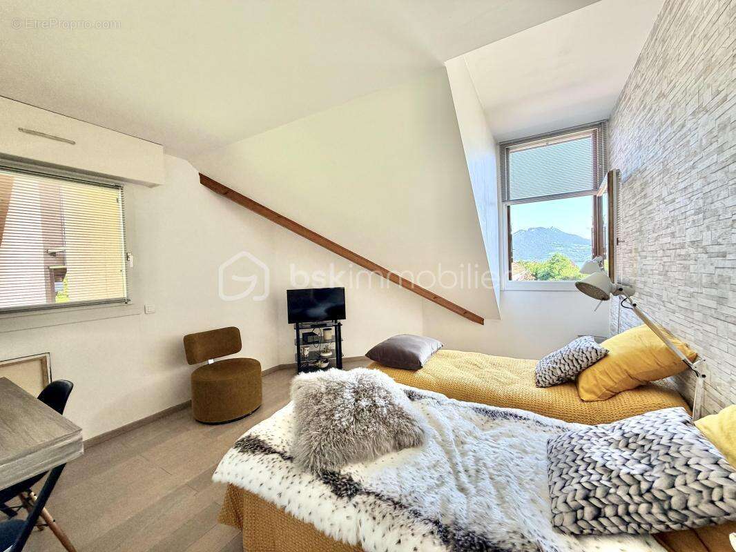Appartement à VEYRIER-DU-LAC