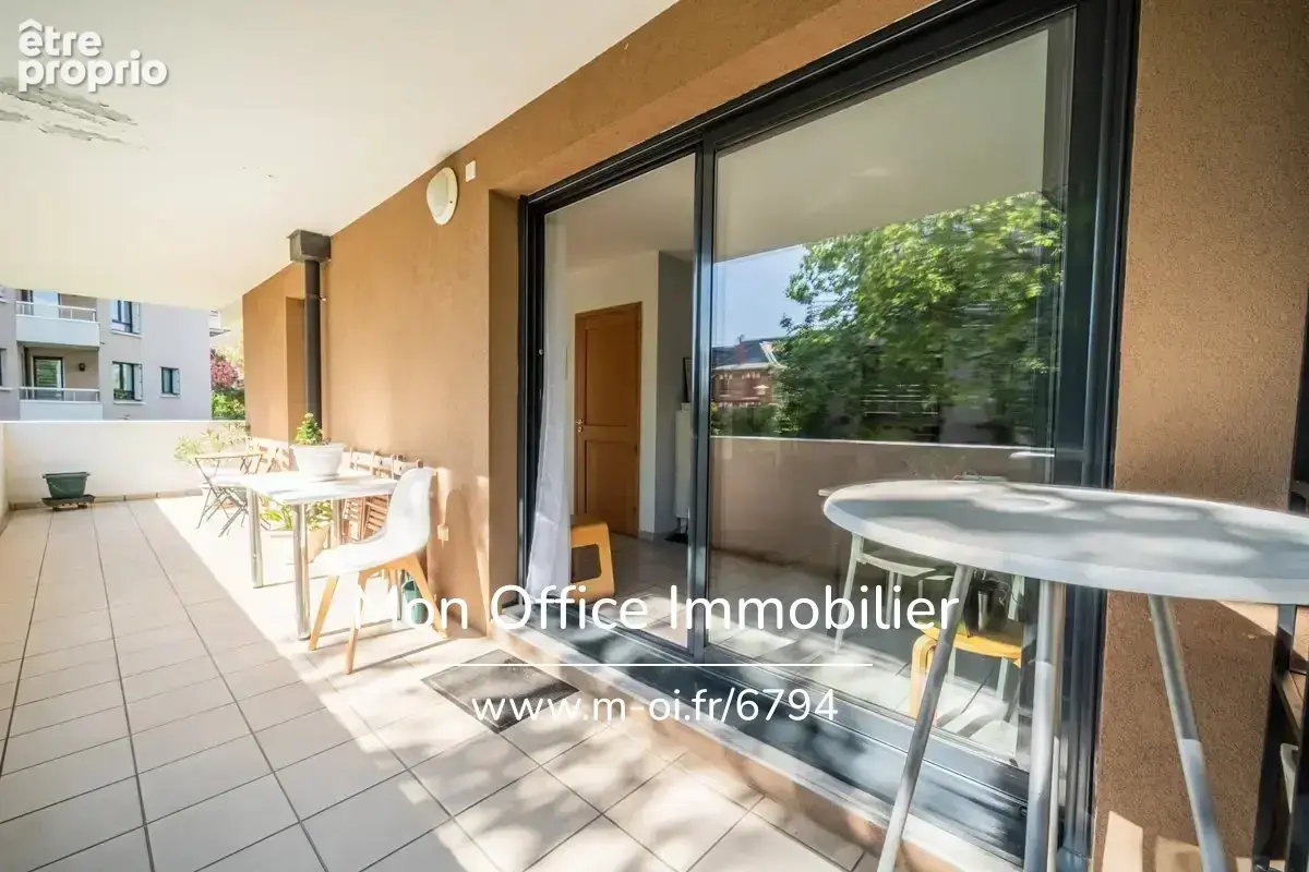 Référence : 6794-TCA. - Appartement 3 pièces - terrasse de 30m2 - Parking de copropriété - Garage possible - à Annecy (74000) - photo 12