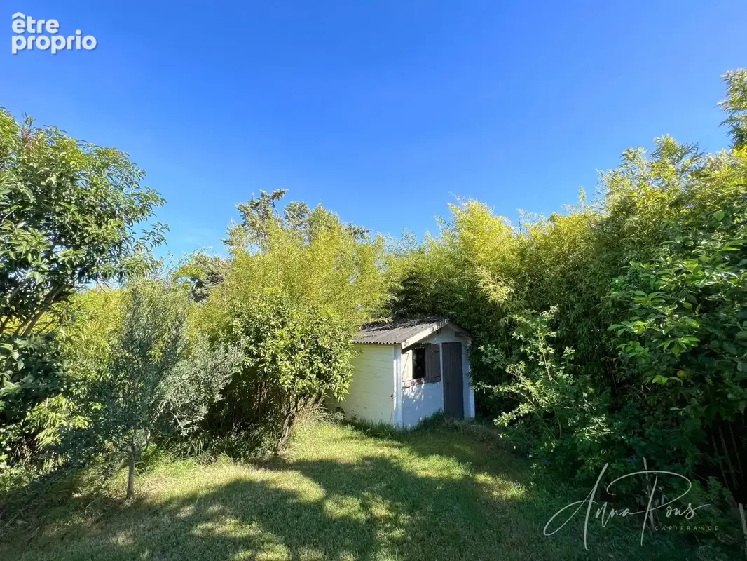 Dpt Var (83), à vendre HYERES Villa sans vis à vis- 1000m² de terrain - 3 chambres  - piscine - jardin - GARAGE - photo 30