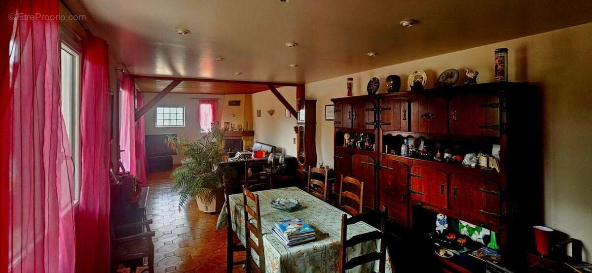 Maison à TREMBLAY-EN-FRANCE
