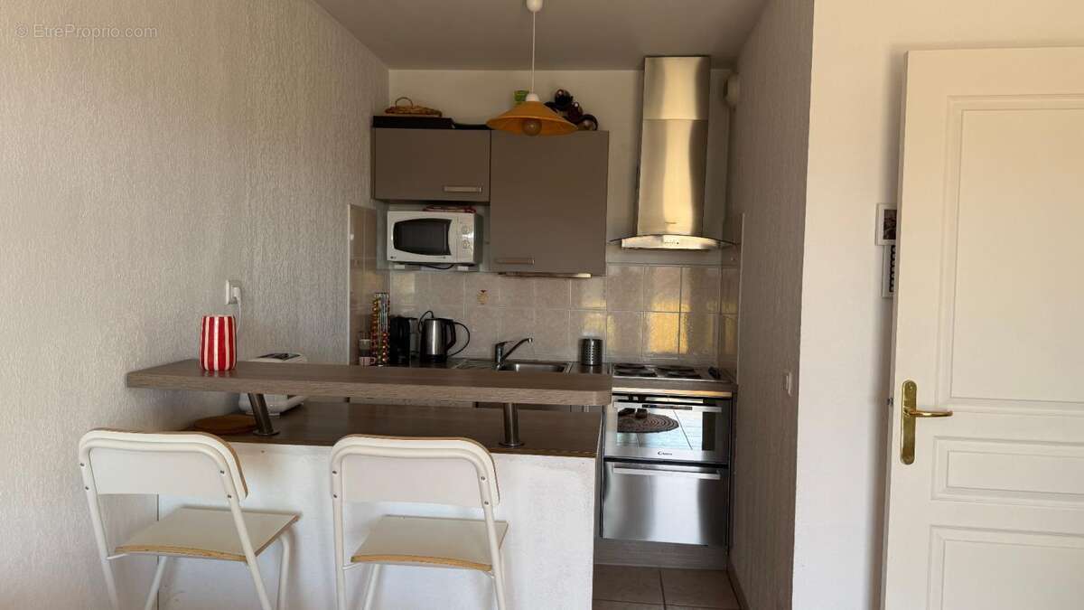 Appartement à vendre 2 pièces SAINT RAPHAEL (83) - photo 3