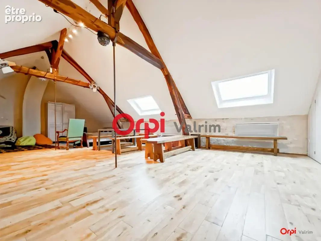  Longère d'exception : 315 m² de charme et 7 300 m² de liberté près de Josnes  - photo 12