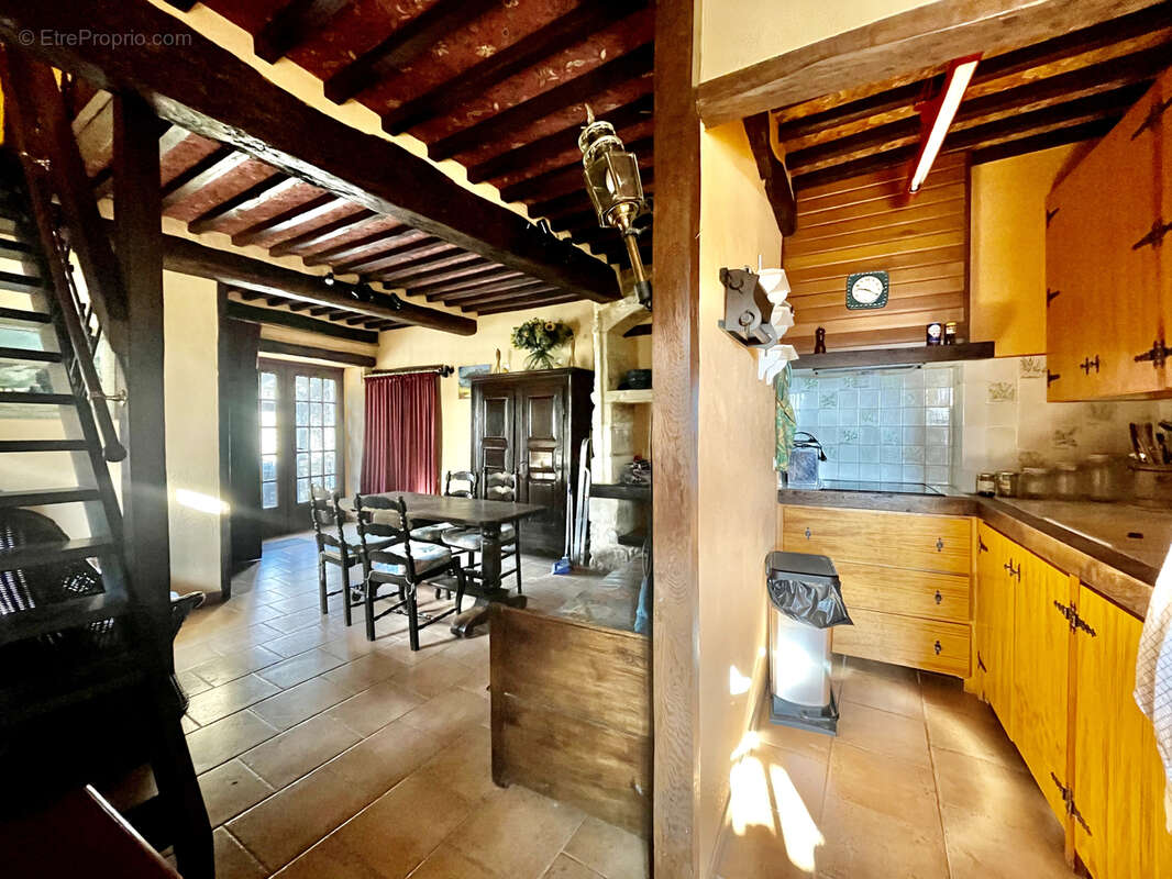 Maison à SAINT-PONS-LA-CALM