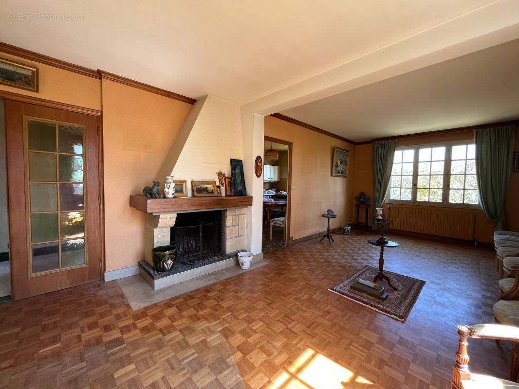 Maison à SAINT-DENIS-EN-VAL