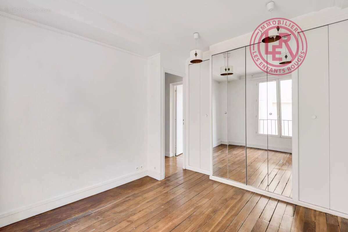 Appartement à PARIS-6E