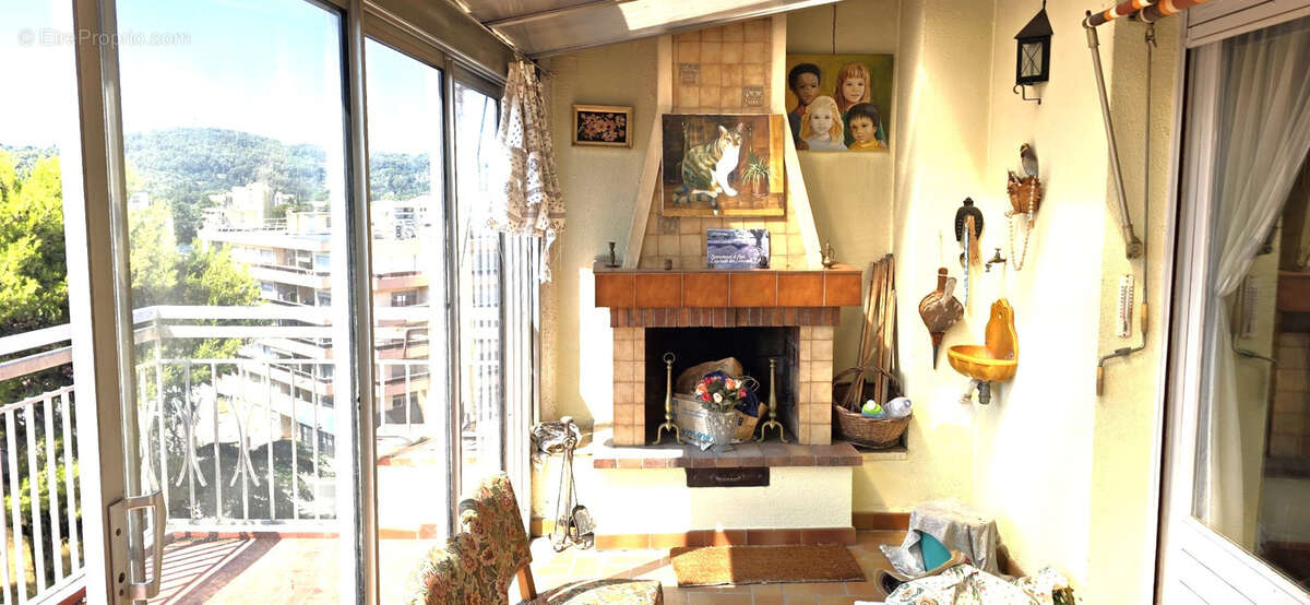 T3 de 78 m2 avec terrasse de 25 m2 - photo 6