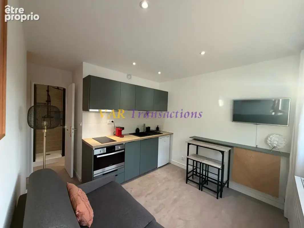 Photo Appartement à Saint-Mandrier-Sur-Mer au prix de 102 900€