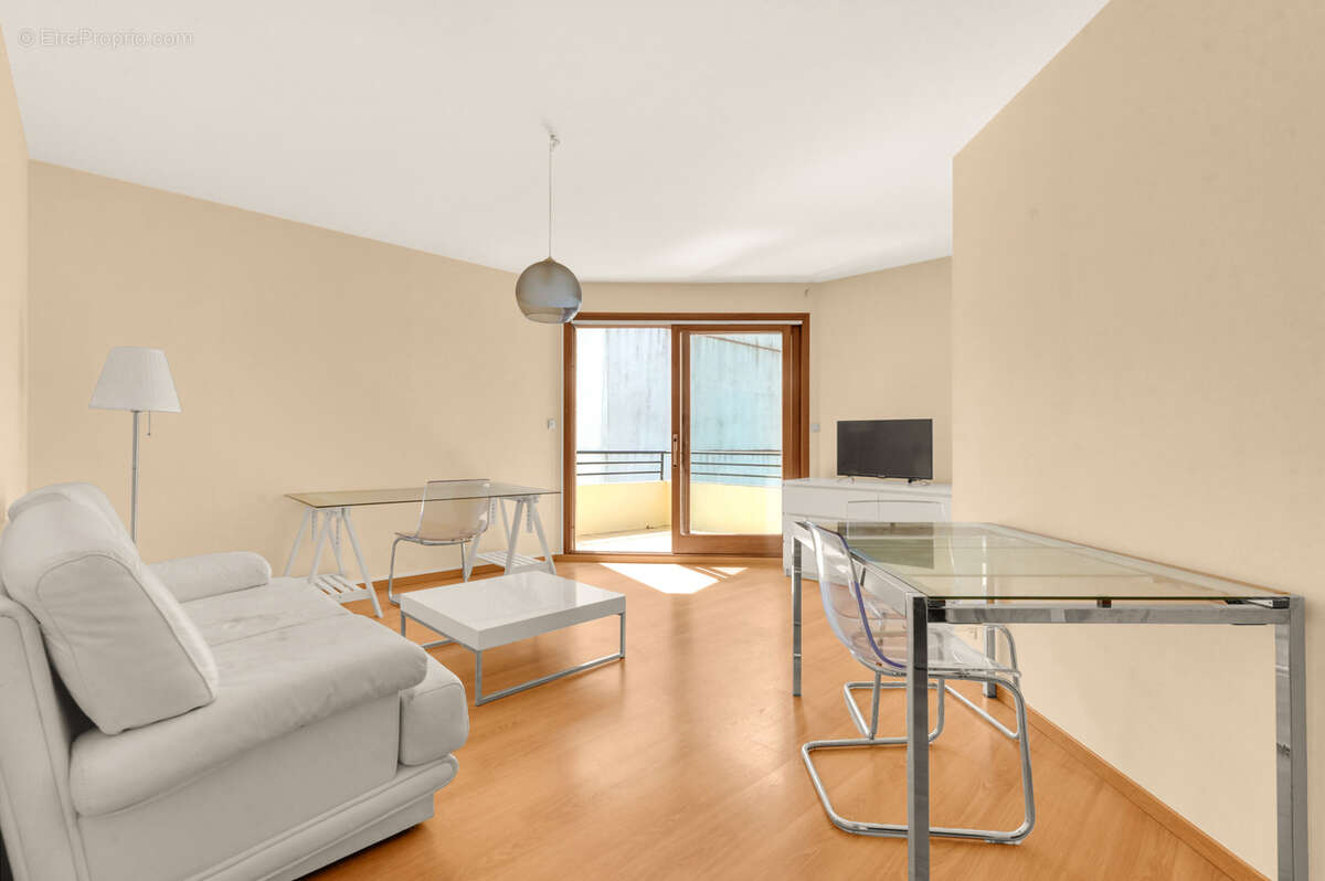 Appartement à RAMONVILLE-SAINT-AGNE