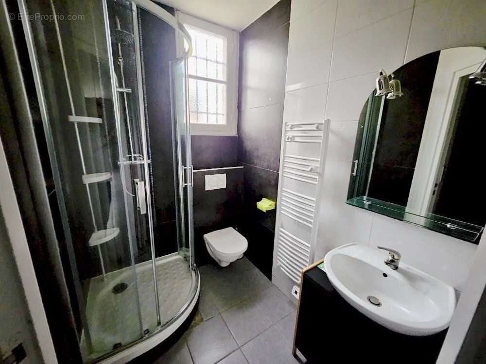 Maison à CLAIREFONTAINE-EN-YVELINES