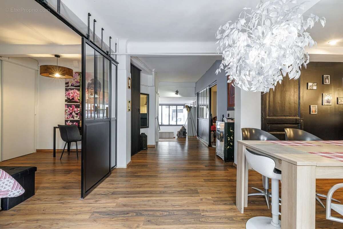 Grand plateau de 100 m2 - photo 11