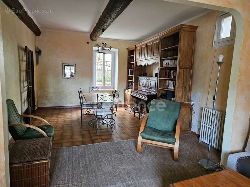 Maison à vendre 5 pièces VERZEILLE (11) - photo 7