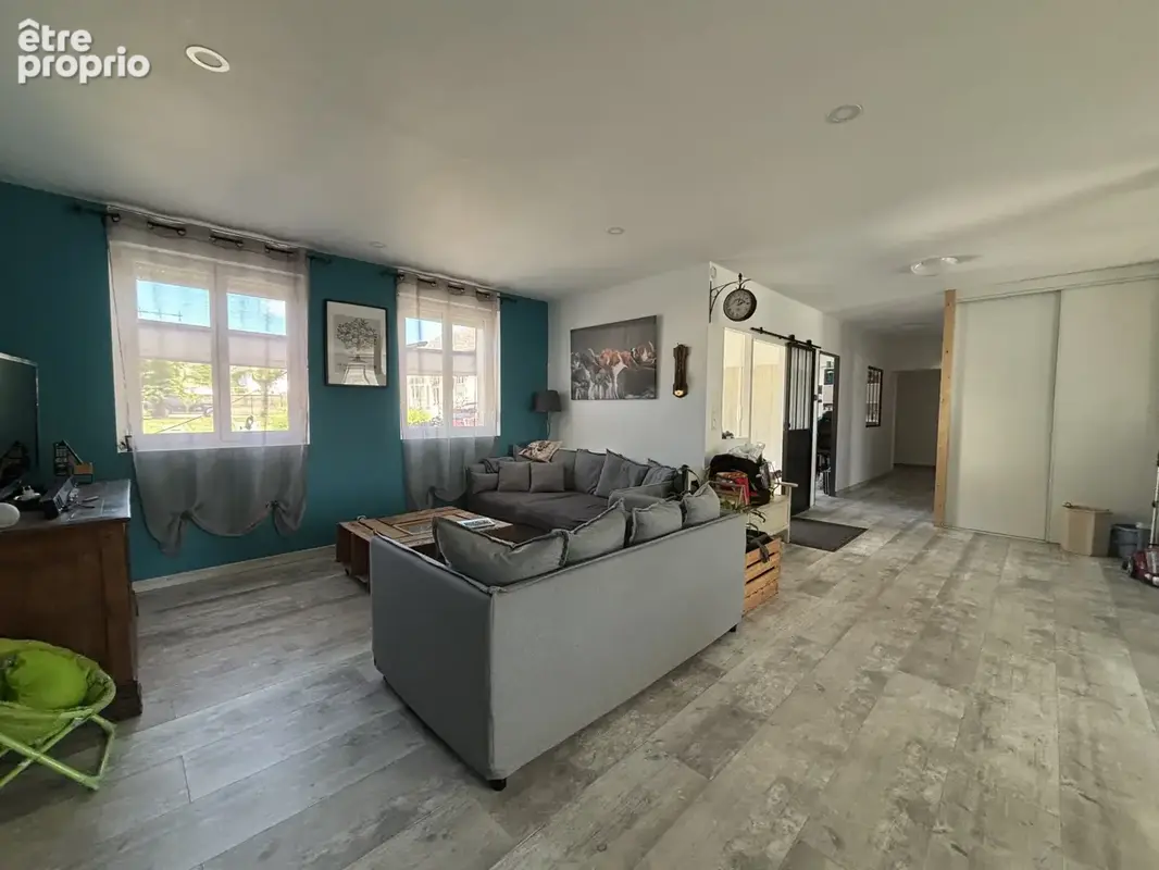 Côte d'Or : Bâtisse bourguignonne de 450m2 dont 260 m2 rénové (plain pied) , annexes, garages sur  4000m2 - photo 14