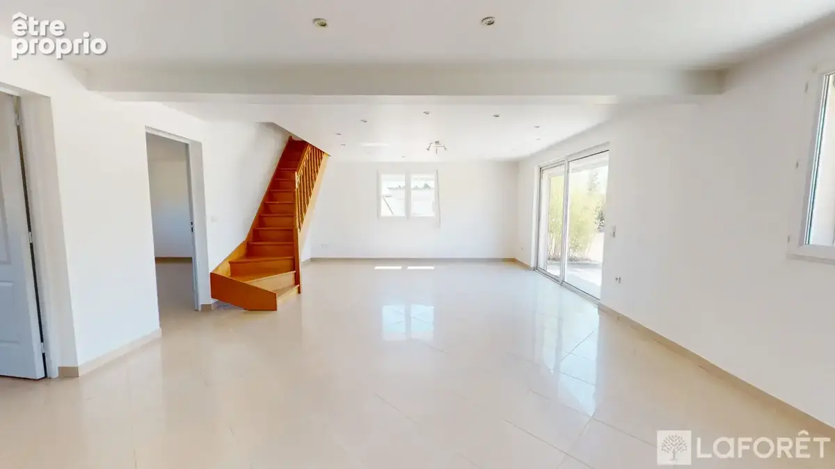 Maison Brienne Sur Aisne 8 pièces, 256,18m², confort de plain pied, 6 chambres,  jardin - photo 2