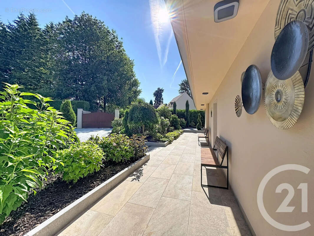 Maison 348 m² à Samoreau  - photo 8