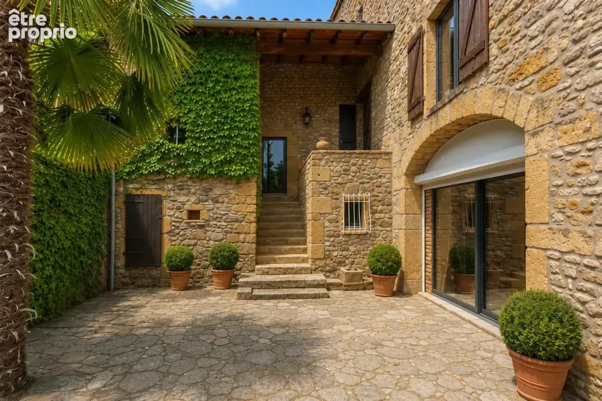Maison en pierre avec piscine à Châtillon - photo 5