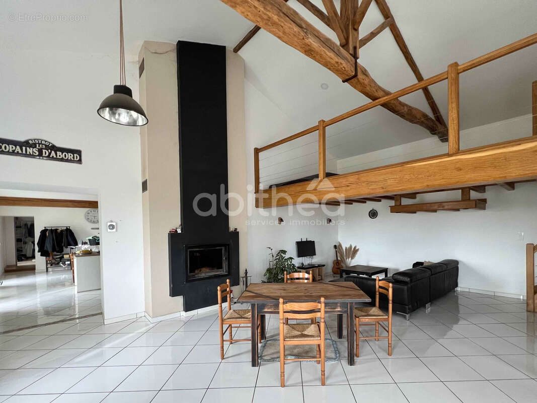 Maison à SAINT-MARY