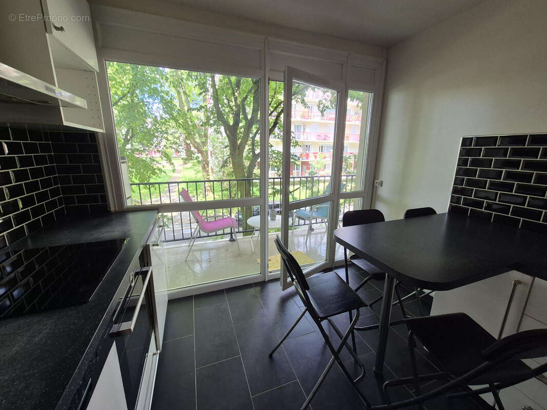 Appartement à VELIZY-VILLACOUBLAY